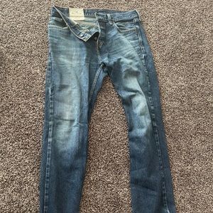 Men’s 32x34 Hollister jeans